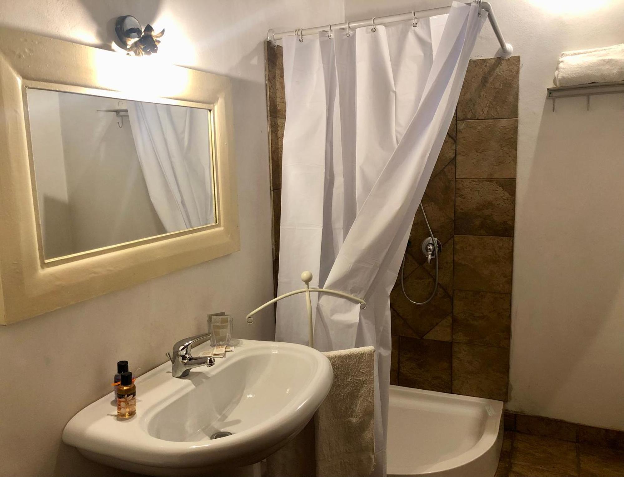Casale Fedele Family Relax B&B Vicino Al Borgo Ronciglione  Pokoj fotografie